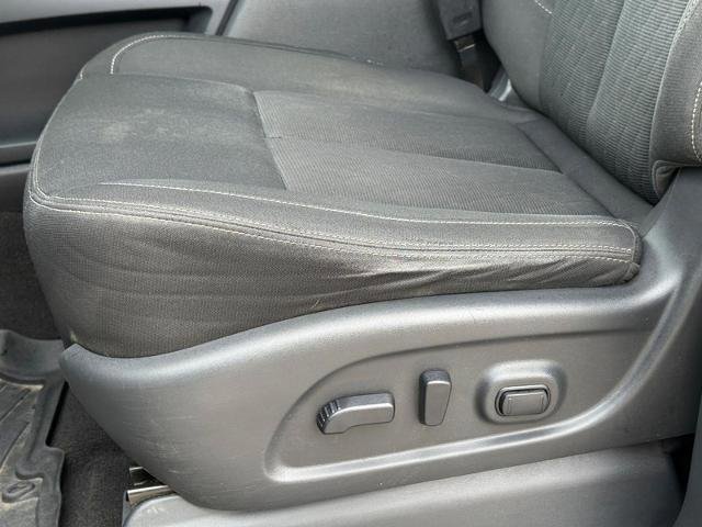 Used 2019 Nissan Titan SV w/ SV Convenience Package image 27