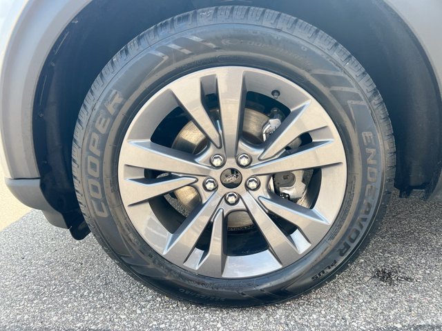 Certified 2024 Ford Explorer XLT w/ Equipment Group 202A AWD/4WD image 10
