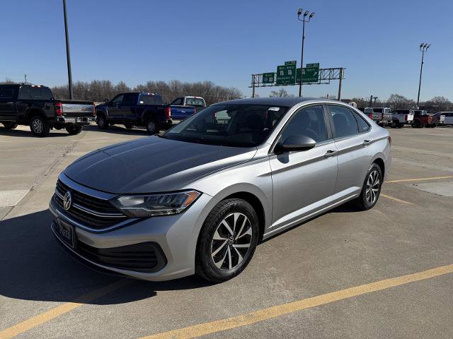 Used 2024 Volkswagen Jetta S image 4