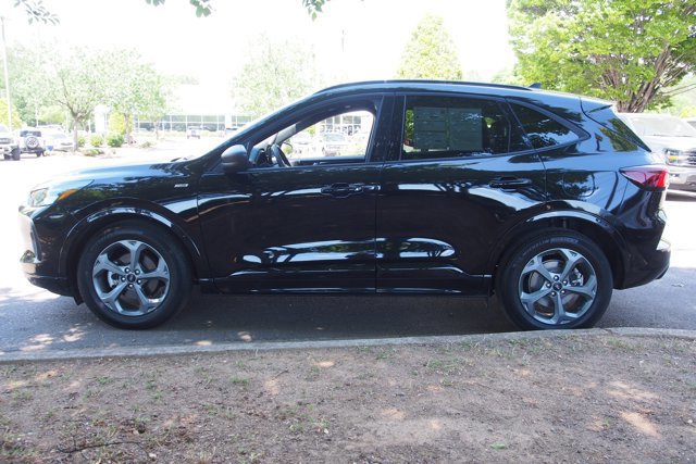 Certified 2023 Ford Escape ST-Line w/ Tech Pack #1 FWD image 2