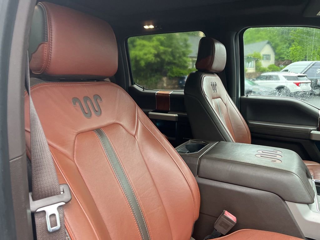 Certified 2018 Ford F350 King Ranch w/ King Ranch Ultimate Package AWD/4WD image 31
