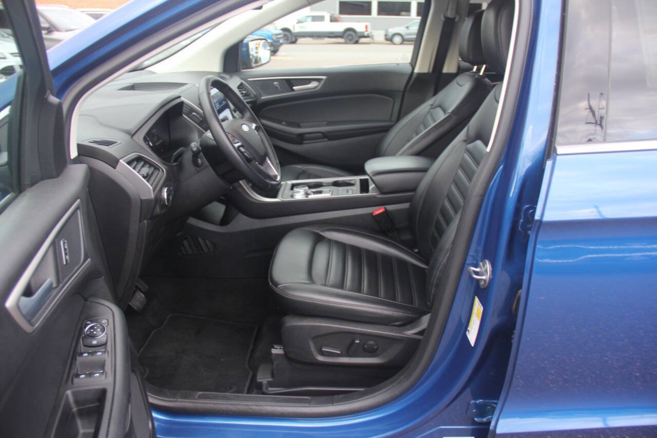 Certified 2024 Ford Edge SEL image 27