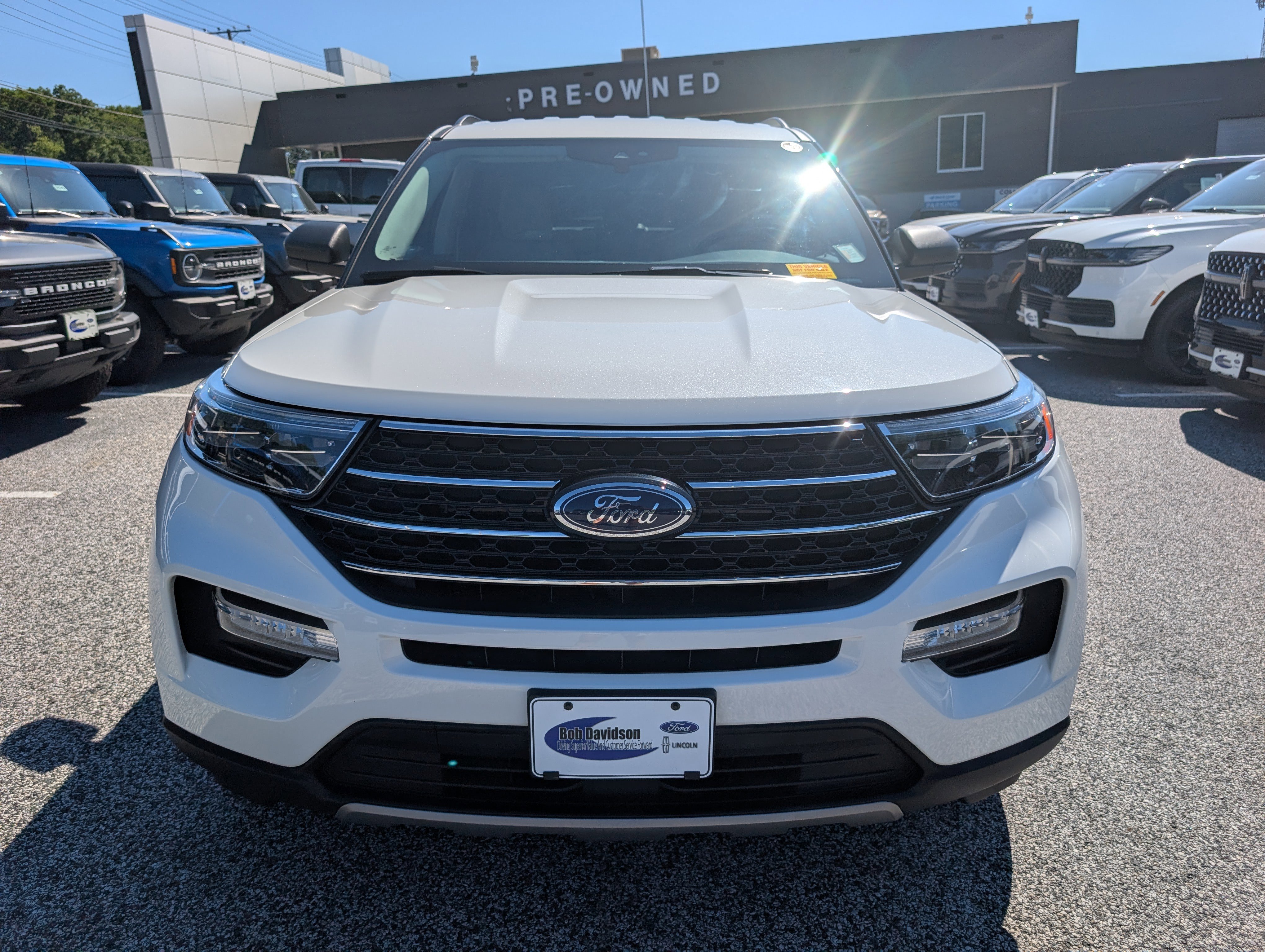 Certified 2021 Ford Explorer XLT w/ Equipment Group 202A AWD/4WD image 10