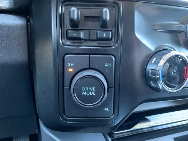 Certified 2025 Ford F350 Lariat image 24
