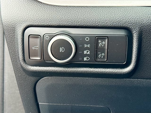 Certified 2023 Ford Explorer XLT w/ Equipment Group 202A AWD/4WD image 16
