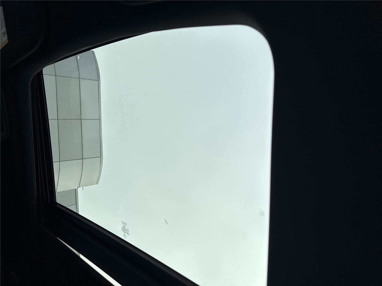 Certified 2022 Ford Expedition Limited image 8