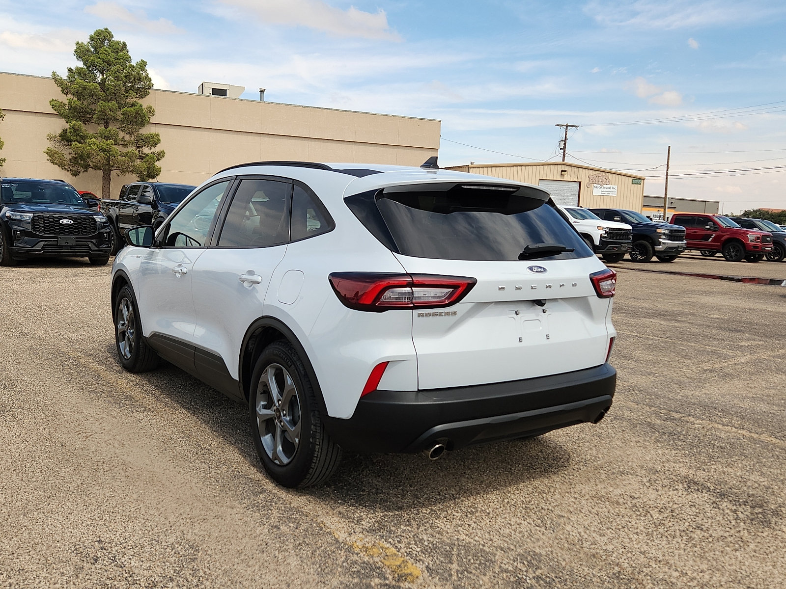 Certified 2025 Ford Escape ST-Line FWD image 5