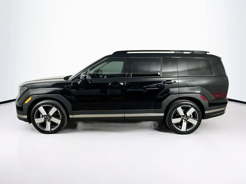 Used 2024 Hyundai Santa Fe Limited FWD image 3