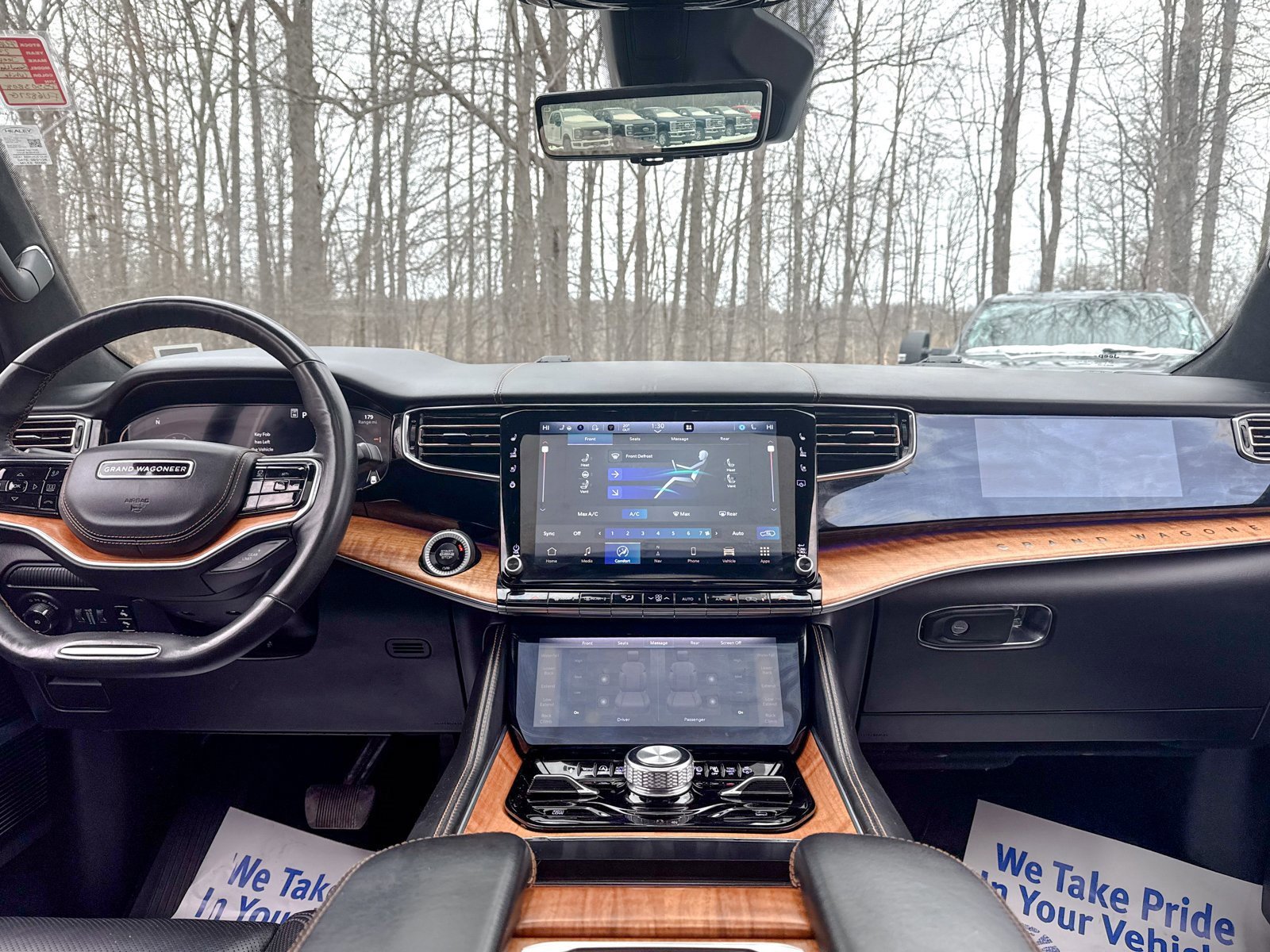 Used 2023 Jeep Grand Wagoneer Series III image 26