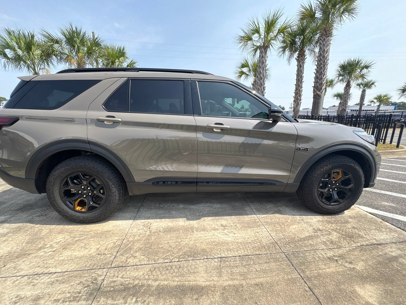 Certified 2026 Ford Explorer Tremor w/ Tremor Ultimate Package AWD/4WD image 4