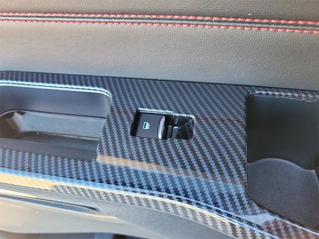 Certified 2024 Ford Explorer ST-Line w/ Class IV Trailer Tow Package image 15