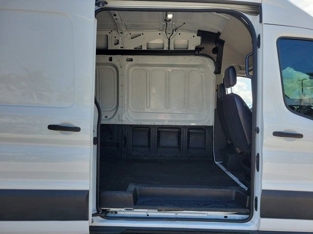 Certified 2023 Ford Transit 350 148 High Roof Extended DRW RWD image 15