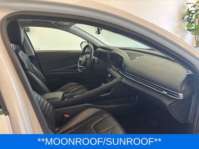Used 2024 Hyundai Elantra Limited FWD image 8