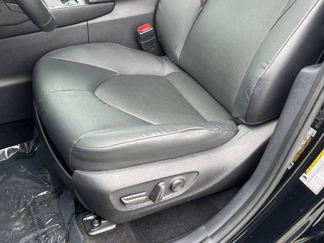 Used 2025 Toyota Grand Highlander AWD image 15