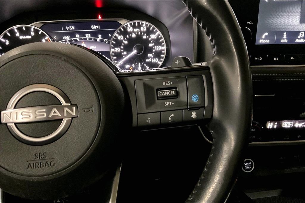 Used 2023 Nissan Rogue SL w/ SL Premium Package image 18