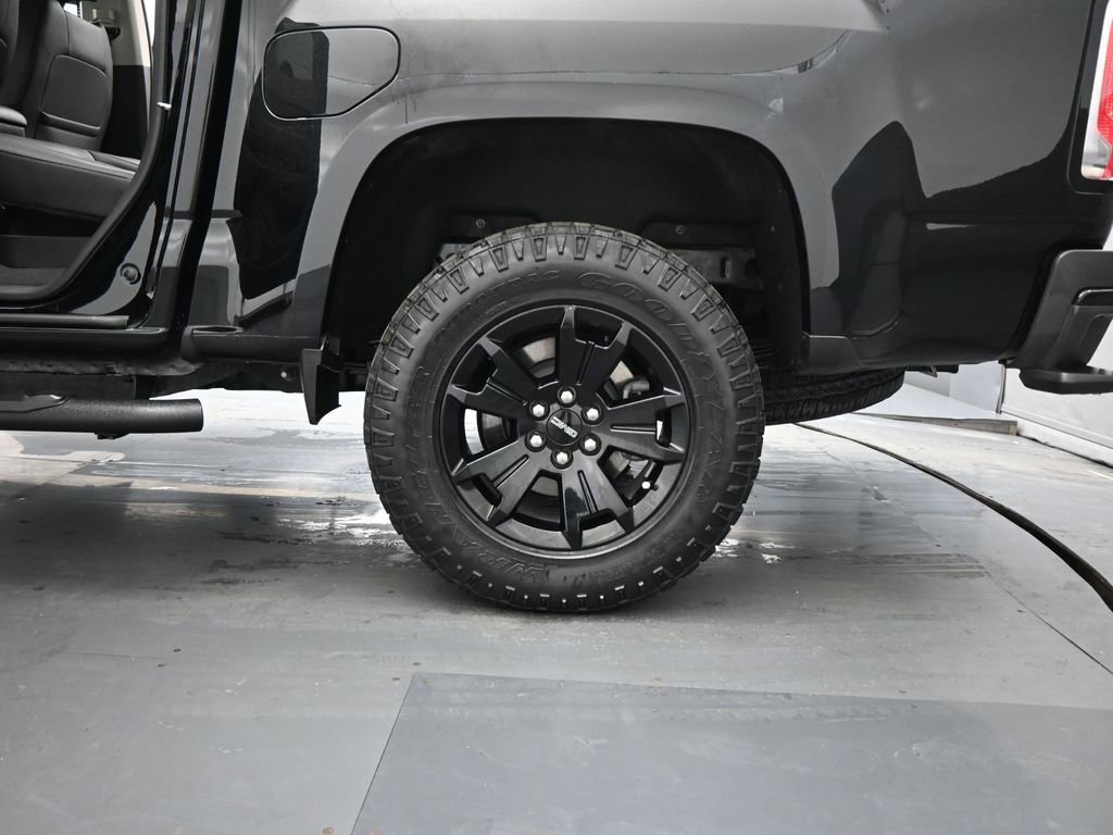 Used 2022 GMC Canyon AT4 image 19