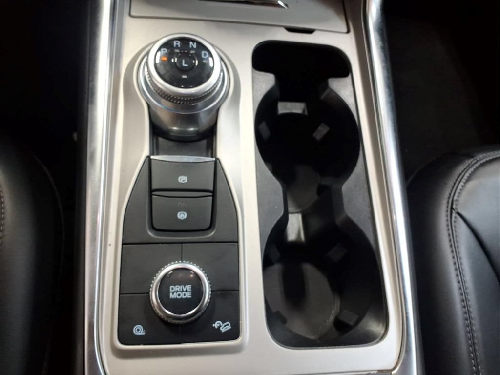 Certified 2023 Ford Explorer XLT w/ Equipment Group 202A AWD/4WD image 12