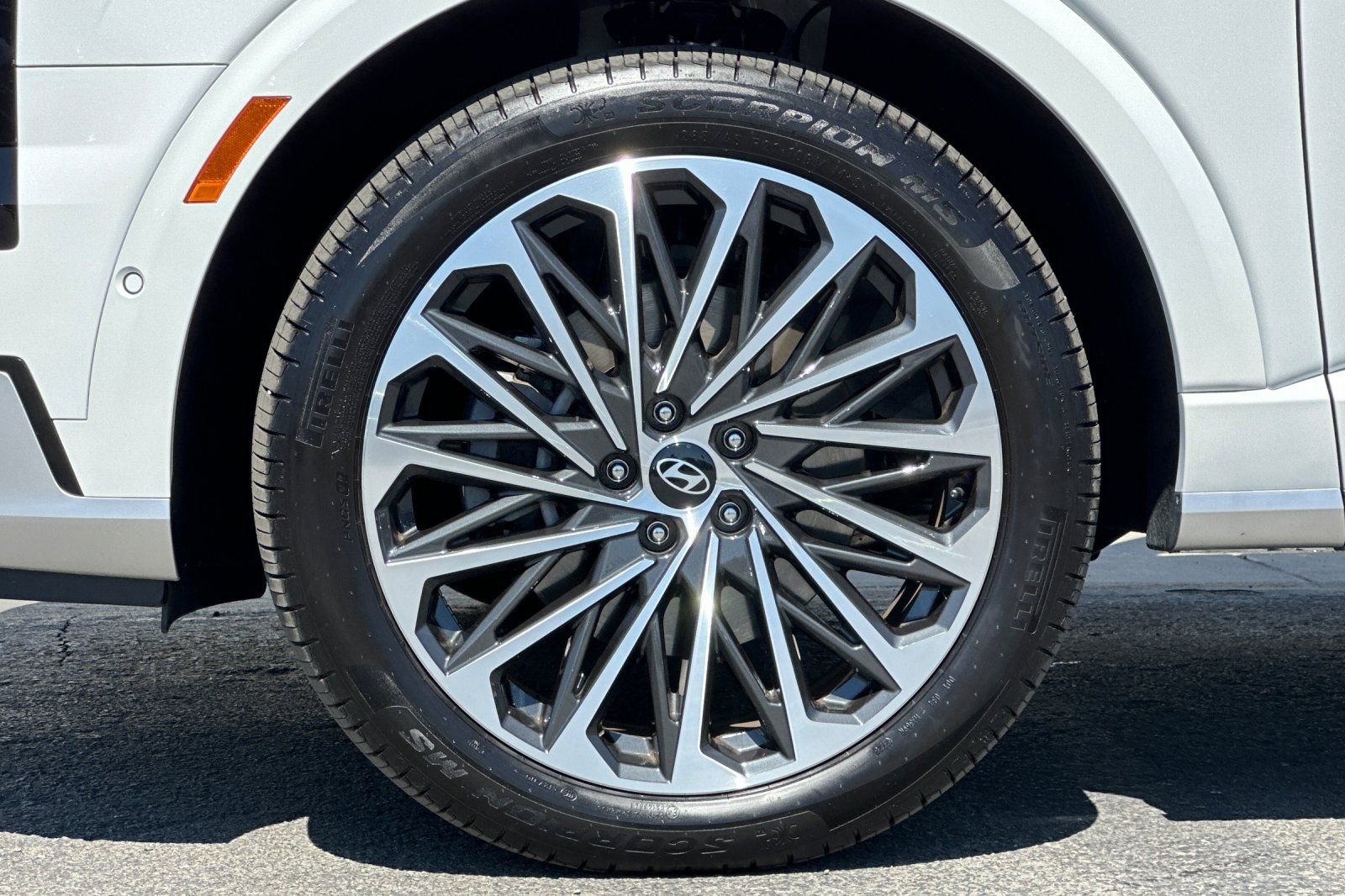 Used 2026 Hyundai Palisade Calligraphy AWD/4WD image 27