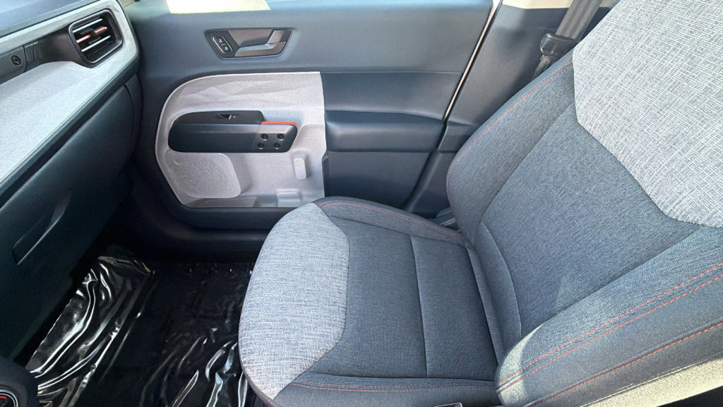 Certified 2022 Ford Maverick XLT w/ Equipment Group 300A Standard image 12