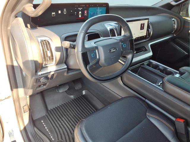 Certified 2025 Ford Expedition Tremor AWD/4WD image 5