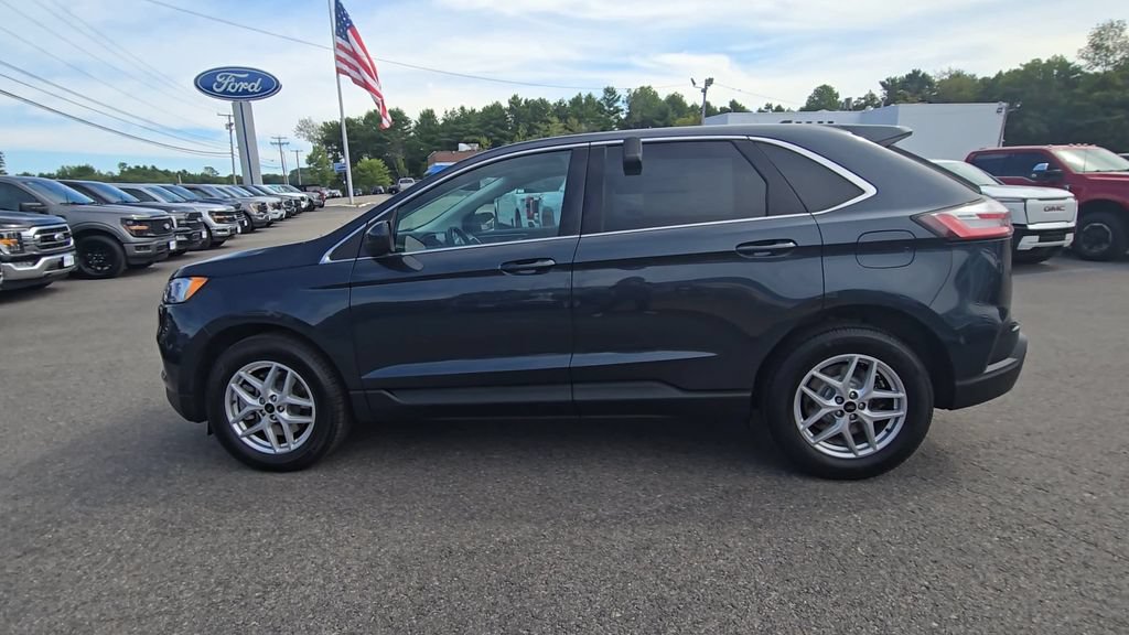 Certified 2024 Ford Edge SEL w/ Convenience Package AWD/4WD image 16