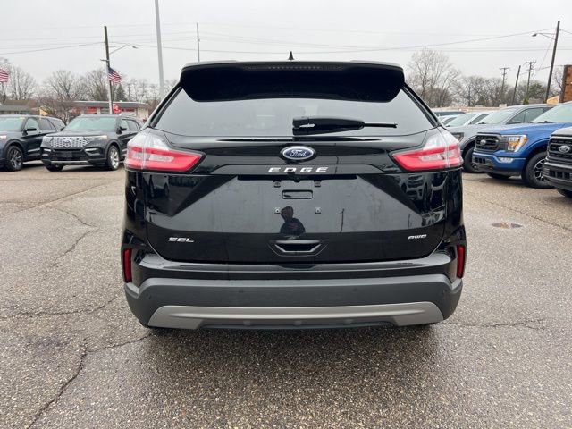 Certified 2023 Ford Edge SEL w/ Convenience Package image 3