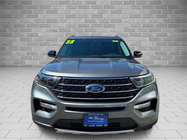 Certified 2023 Ford Explorer XLT w/ Equipment Group 202A AWD/4WD image 3