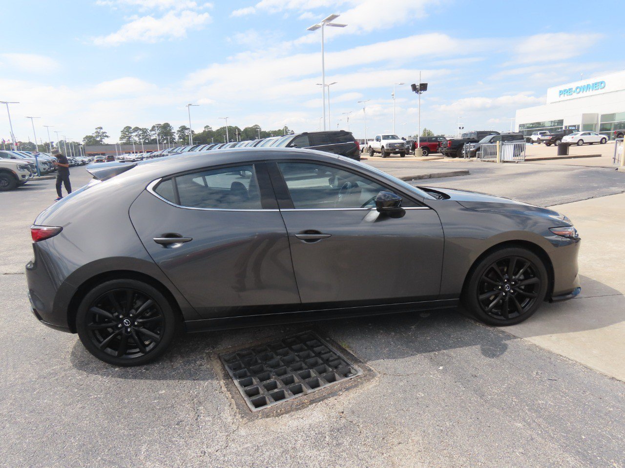 Used 2021 MAZDA MAZDA3 Hatchback w/Premium Plus Pkg AWD/4WD image 10