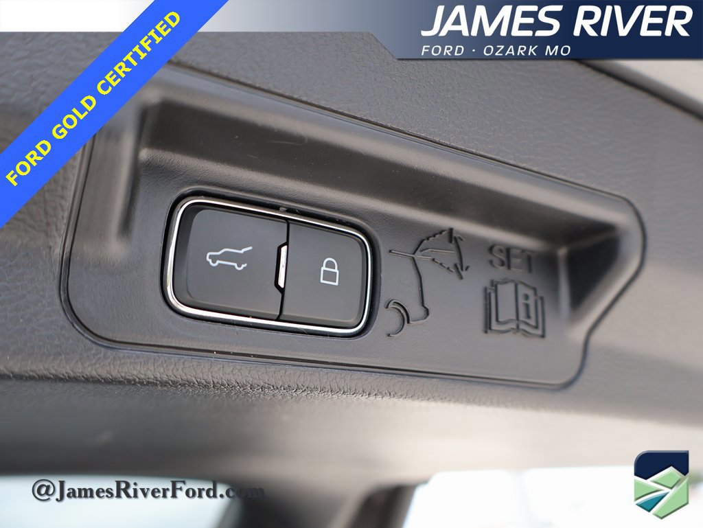 Certified 2025 Ford Explorer ST-Line w/ ST-Line Street Pack image 17