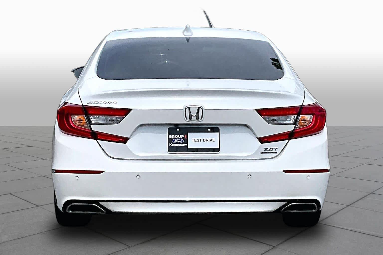 Used 2021 Honda Accord Touring image 5