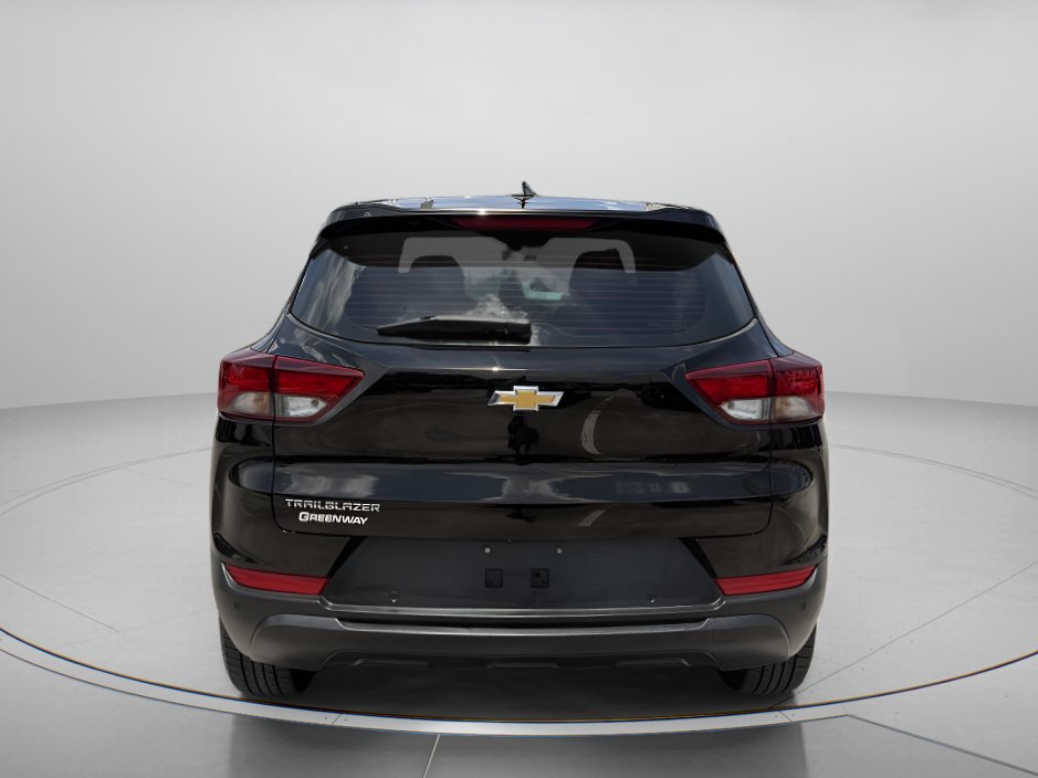 Used 2023 Chevrolet TrailBlazer LS FWD image 4