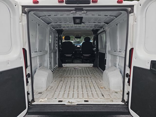 Used 2025 RAM ProMaster 2500 w/ Convenience Group FWD image 15