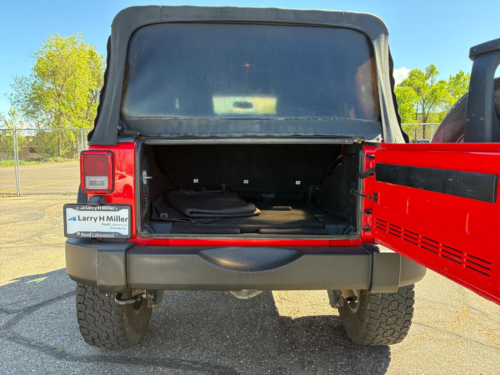 Used 2017 Jeep Wrangler Unlimited Sport w/ Quick Order Package 24S image 32