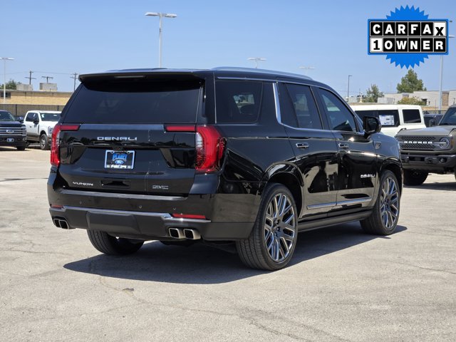 Used 2025 GMC Yukon Denali Ultimate AWD/4WD image 7