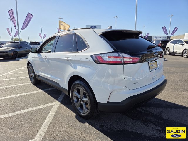 Certified 2023 Ford Edge SEL w/ Sport Appearance Package AWD/4WD image 5