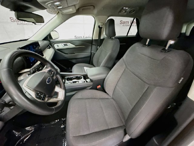 Certified 2025 Ford Explorer Active AWD/4WD image 21