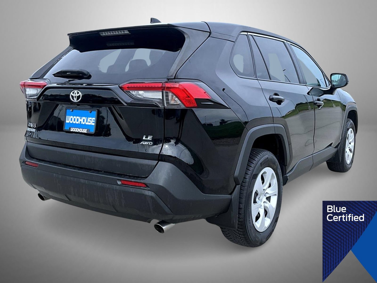 Used 2022 Toyota RAV4 LE AWD/4WD image 5