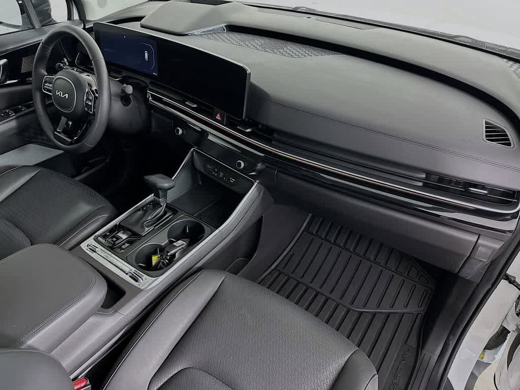 Used 2025 Kia Carnival SX Prestige FWD image 36