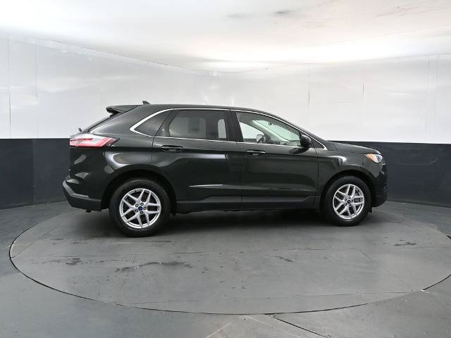 Certified 2022 Ford Edge SEL w/ Convenience Package AWD/4WD image 6