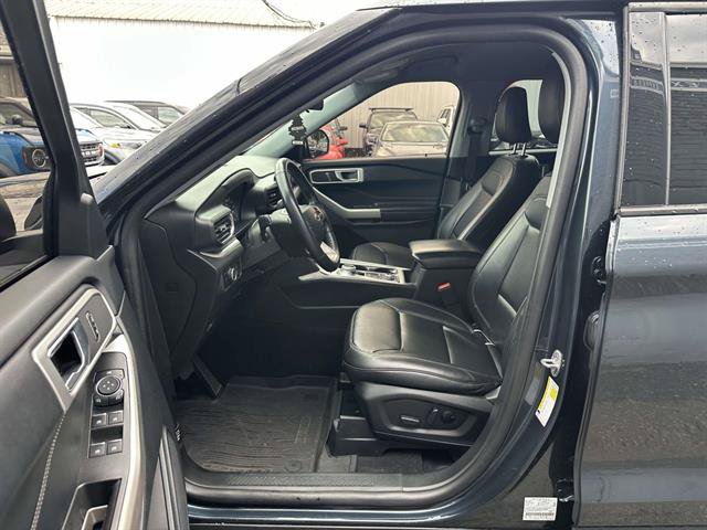 Certified 2023 Ford Explorer XLT w/ Equipment Group 202A AWD/4WD image 13
