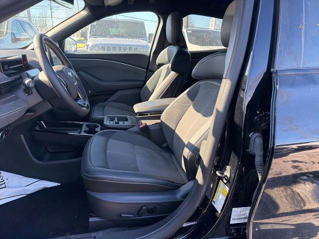 Certified 2025 Ford Mustang Mach-E GT image 20