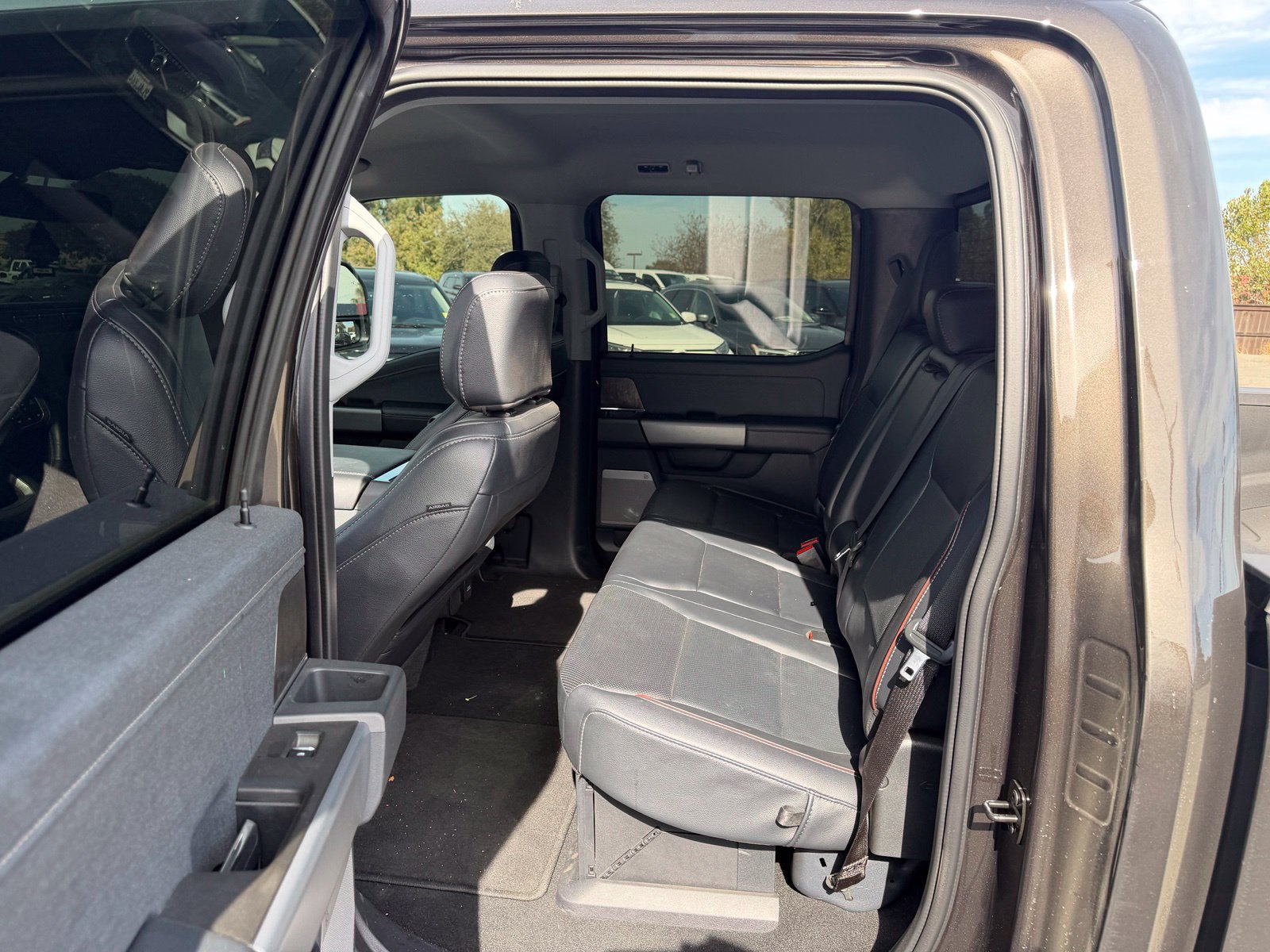 Certified 2024 Ford F250 Lariat w/ Black Appearance Package AWD/4WD image 12