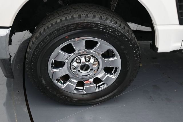Certified 2024 Ford F250 Lariat w/ Lariat Ultimate Package AWD/4WD image 9
