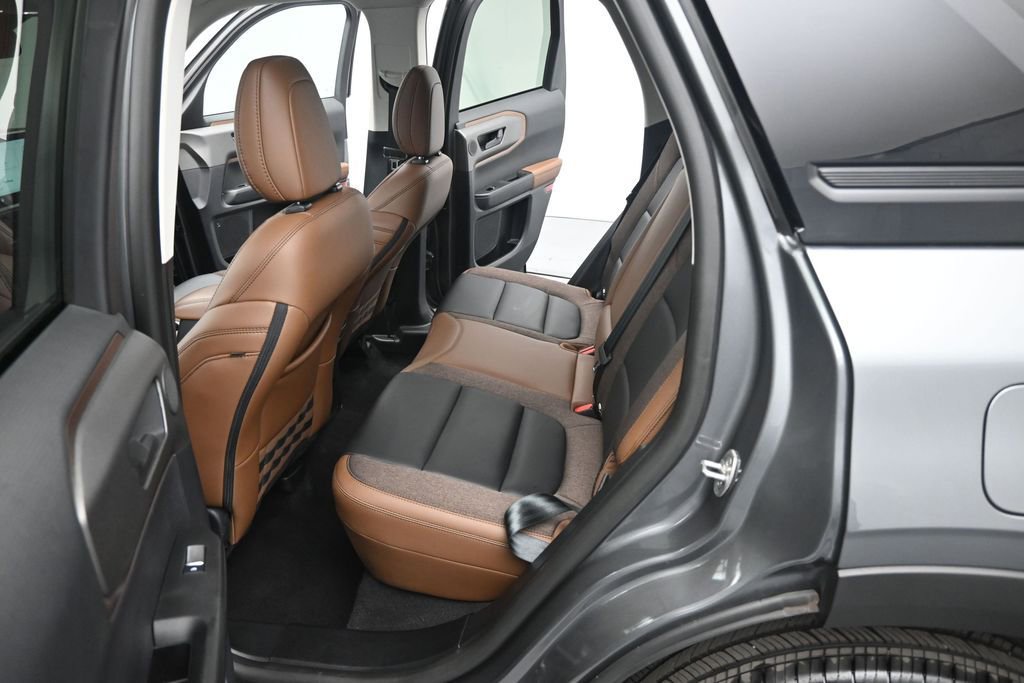 Certified 2025 Ford Bronco Sport Outer Banks w/ Outer Banks Tech Package+ AWD/4WD image 20
