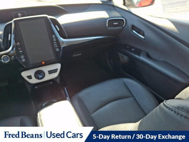 Used 2017 Toyota Prius Prime image 15