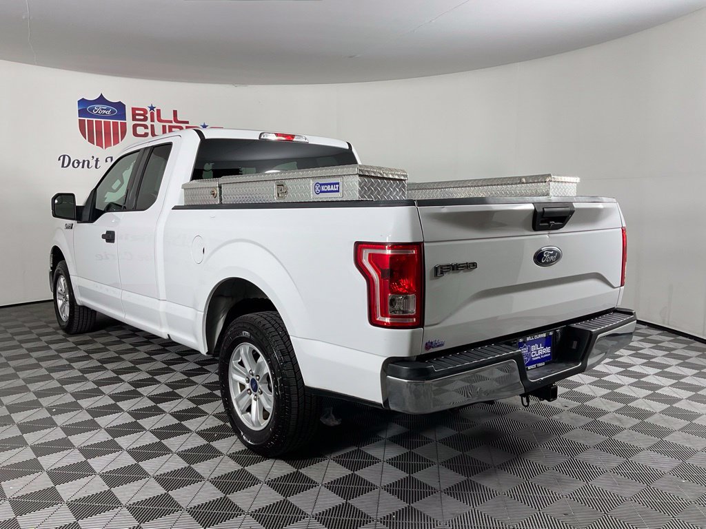 Certified 2017 Ford F150 XLT w/ Trailer Tow Package RWD image 5