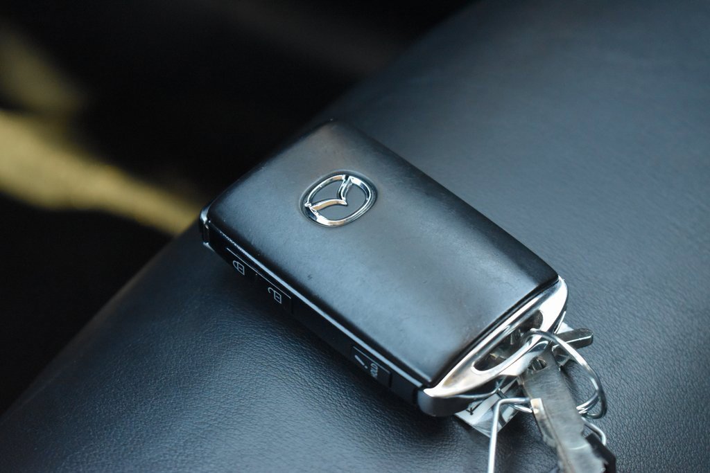 Used 2025 MAZDA CX-5 AWD 2.5 S w/ Select Package image 14