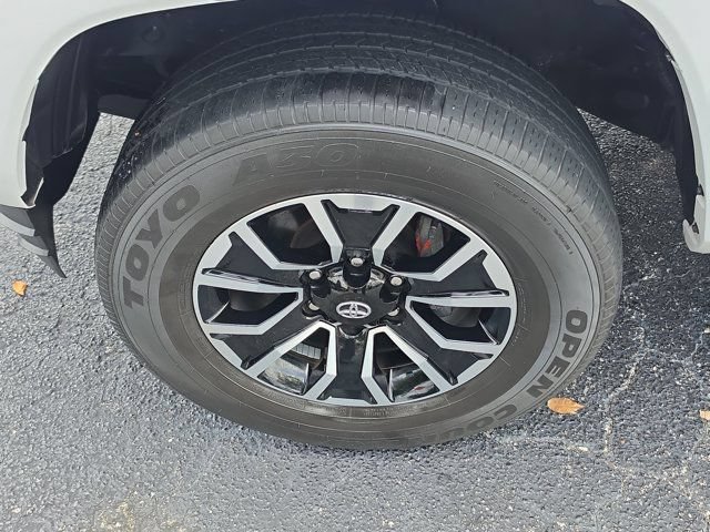 Used 2021 Toyota Tacoma TRD Sport RWD image 10