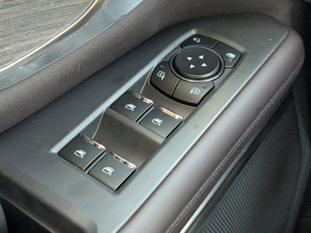Certified 2026 Ford Expedition Max Platinum w/ Platinum Ultimate Package AWD/4WD image 29