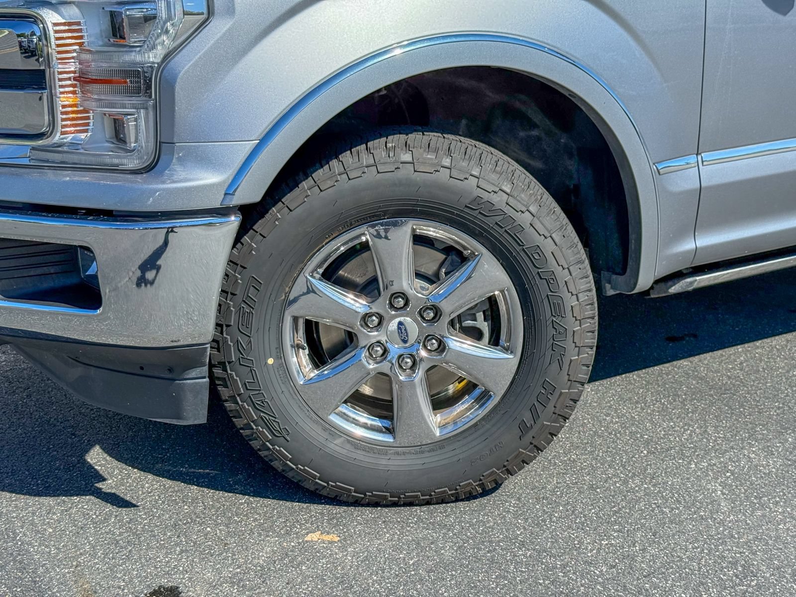 Certified 2020 Ford F150 Lariat w/ Equipment Group 502A Luxury AWD/4WD image 10